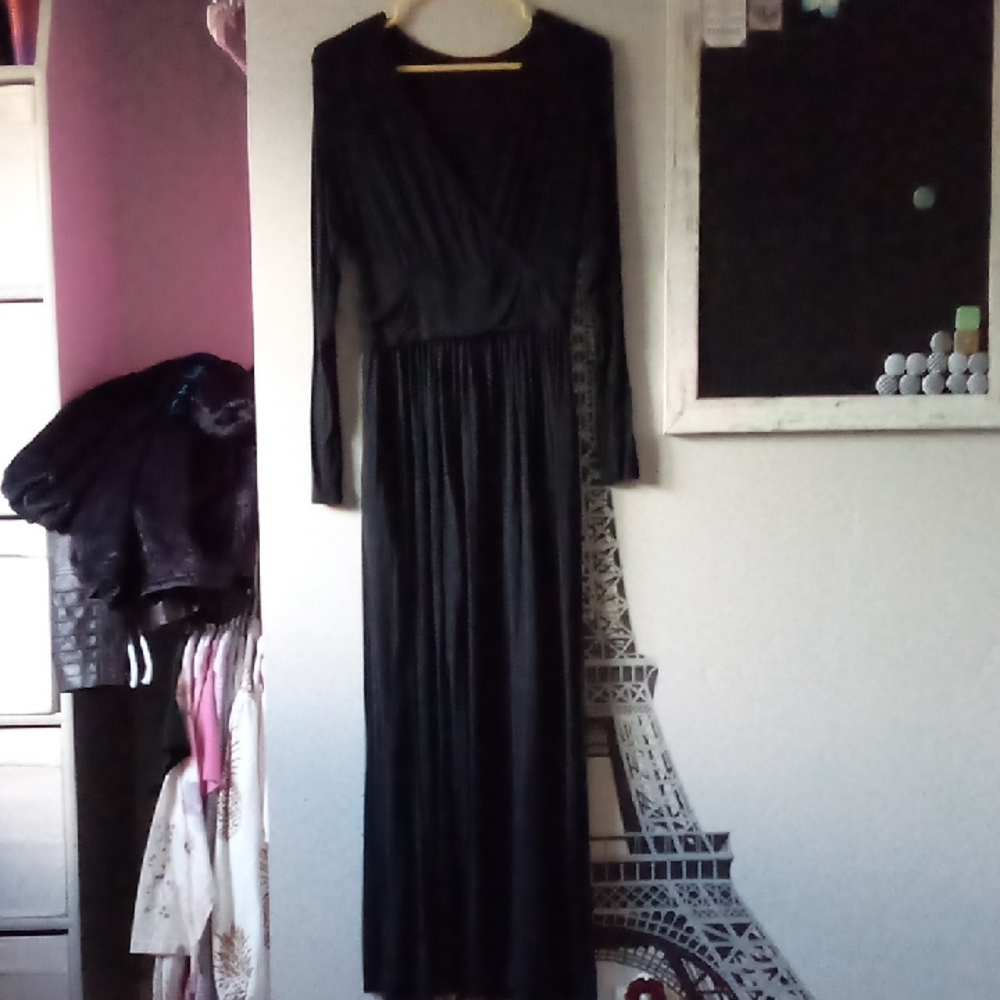 Chic Black Long Sleeve Dress